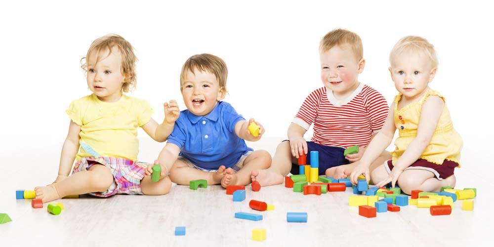 Kleinkindbetreuung in Spielgruppen und Kleinkindertagesstätten